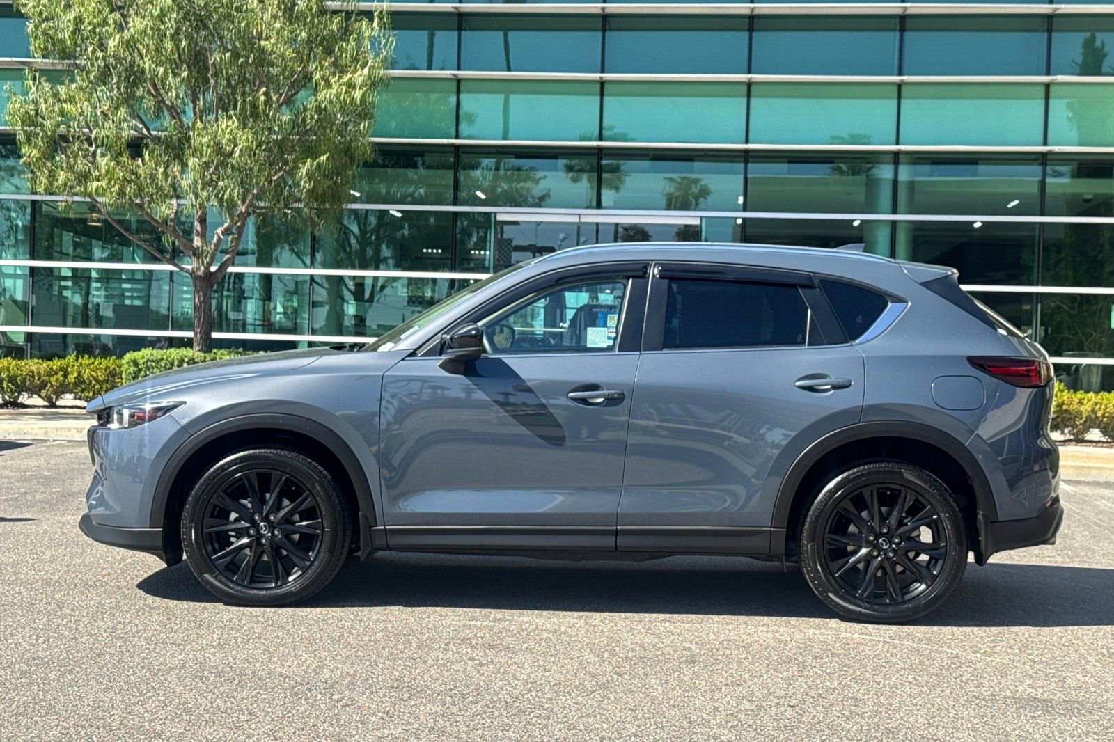 Used 2023 MAZDA CX-5 Carbon Edition image 7