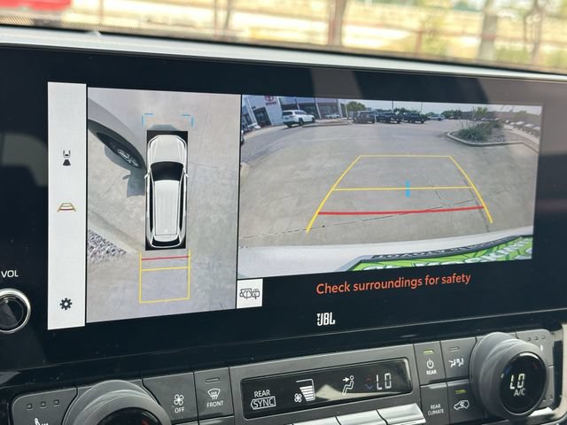 Used 2024 Toyota Grand Highlander AWD image 18