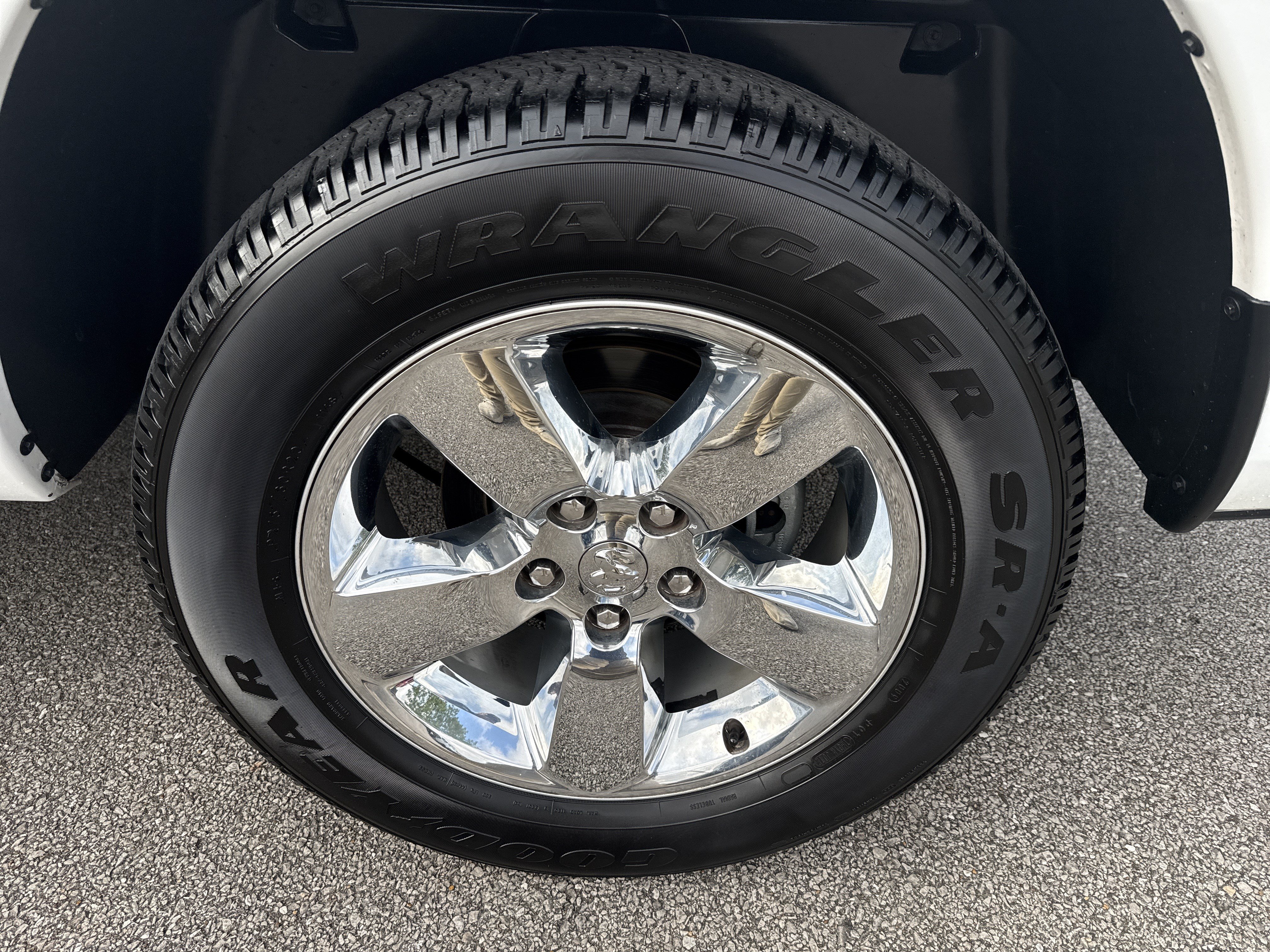 Used 2015 RAM 1500 Big Horn RWD image 18