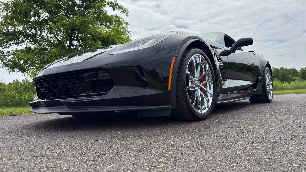 Used 2019 Chevrolet Corvette Grand Sport RWD image 15