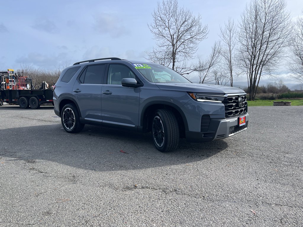 New 2026 Honda Pilot Touring image 13