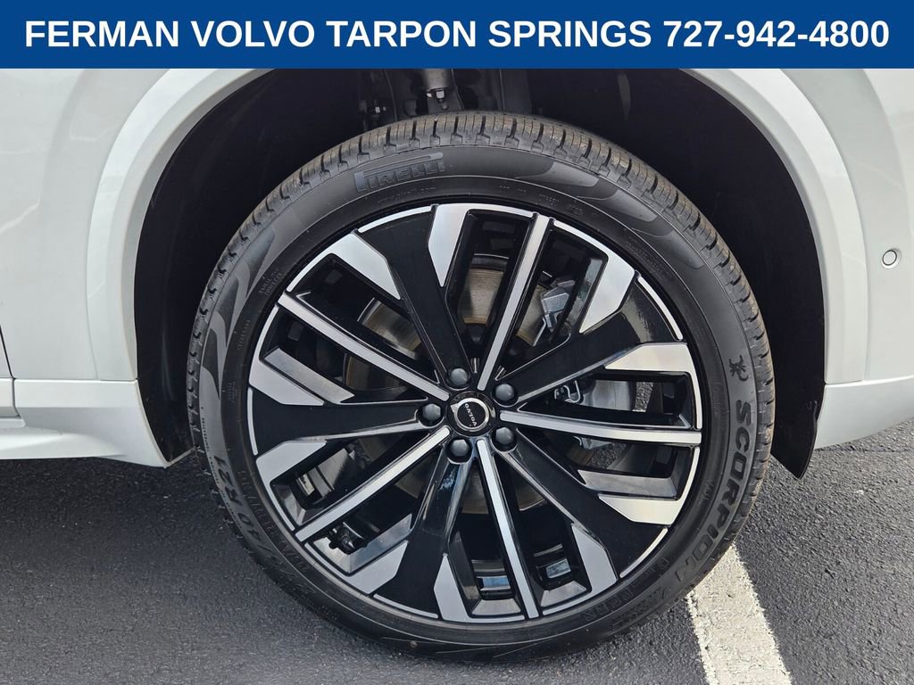 New 2026 Volvo XC90 T8 Plus w/ Protection Package Premier AWD/4WD image 11