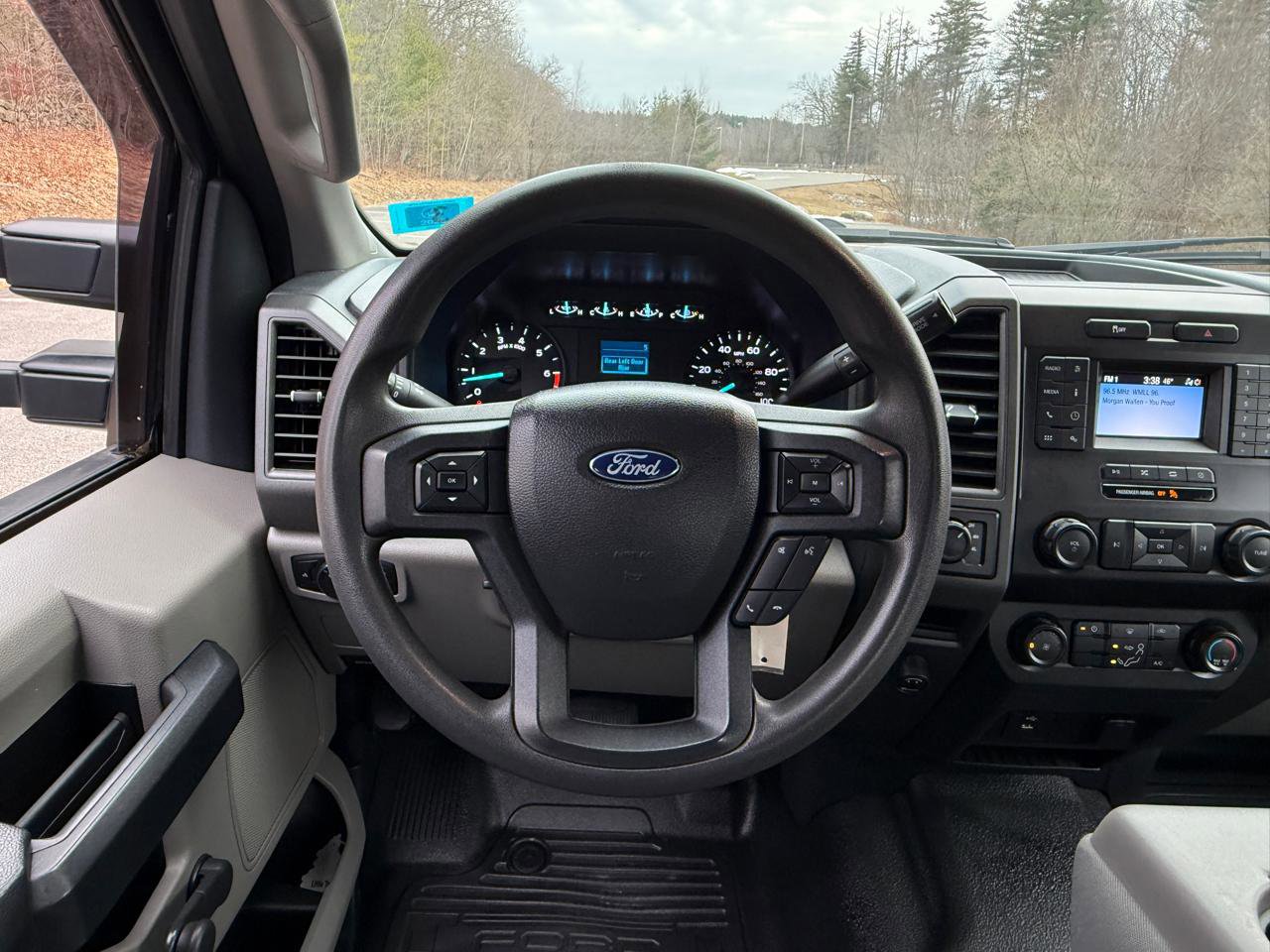 Used 2022 Ford F350 XL image 13
