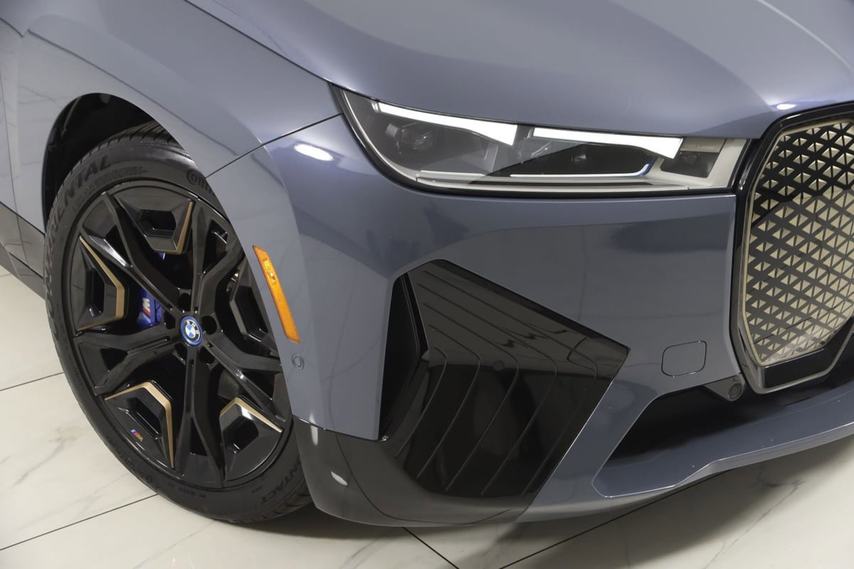 Used 2023 BMW iX M60 w/ Executive Package AWD/4WD image 22