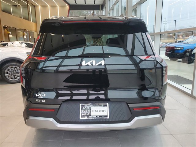 New 2026 Kia EV9 Wind image 4