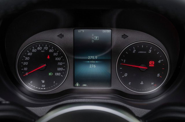 Used 2024 Mercedes-Benz Sprinter 2500 image 31