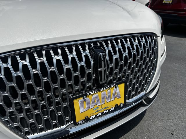 Certified 2024 Lincoln Corsair AWD w/ Equipment Group 101A image 10