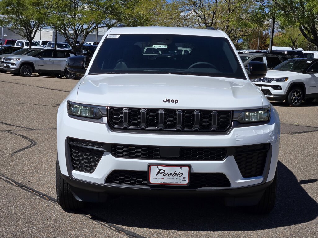 New 2027 Jeep Grand Cherokee Altitude AWD/4WD image 6