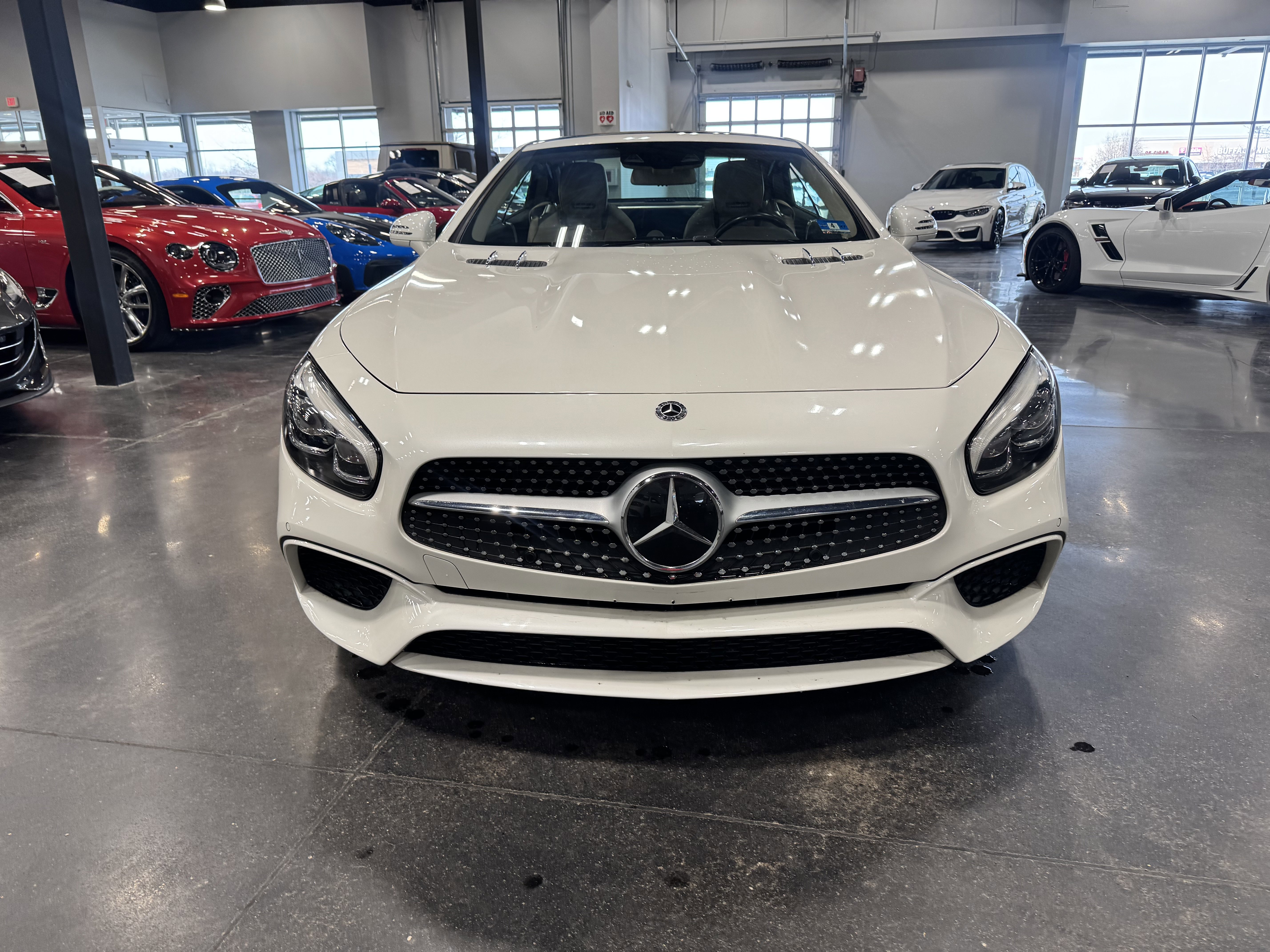Used 2020 Mercedes-Benz SL 550 w/ Driver Assistance Package image 8