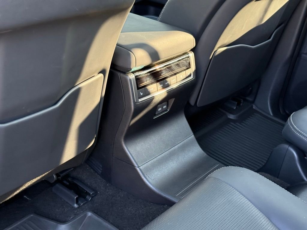 Certified 2024 Lexus GX 550 AWD/4WD image 29
