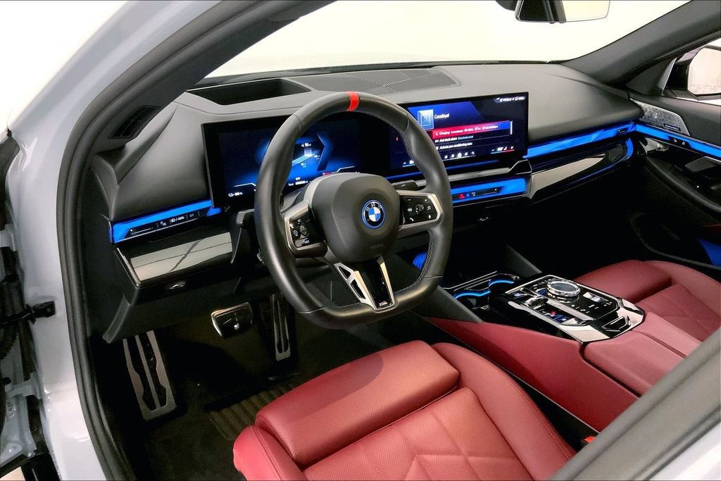 Certified 2025 BMW i5 M60 AWD/4WD image 21