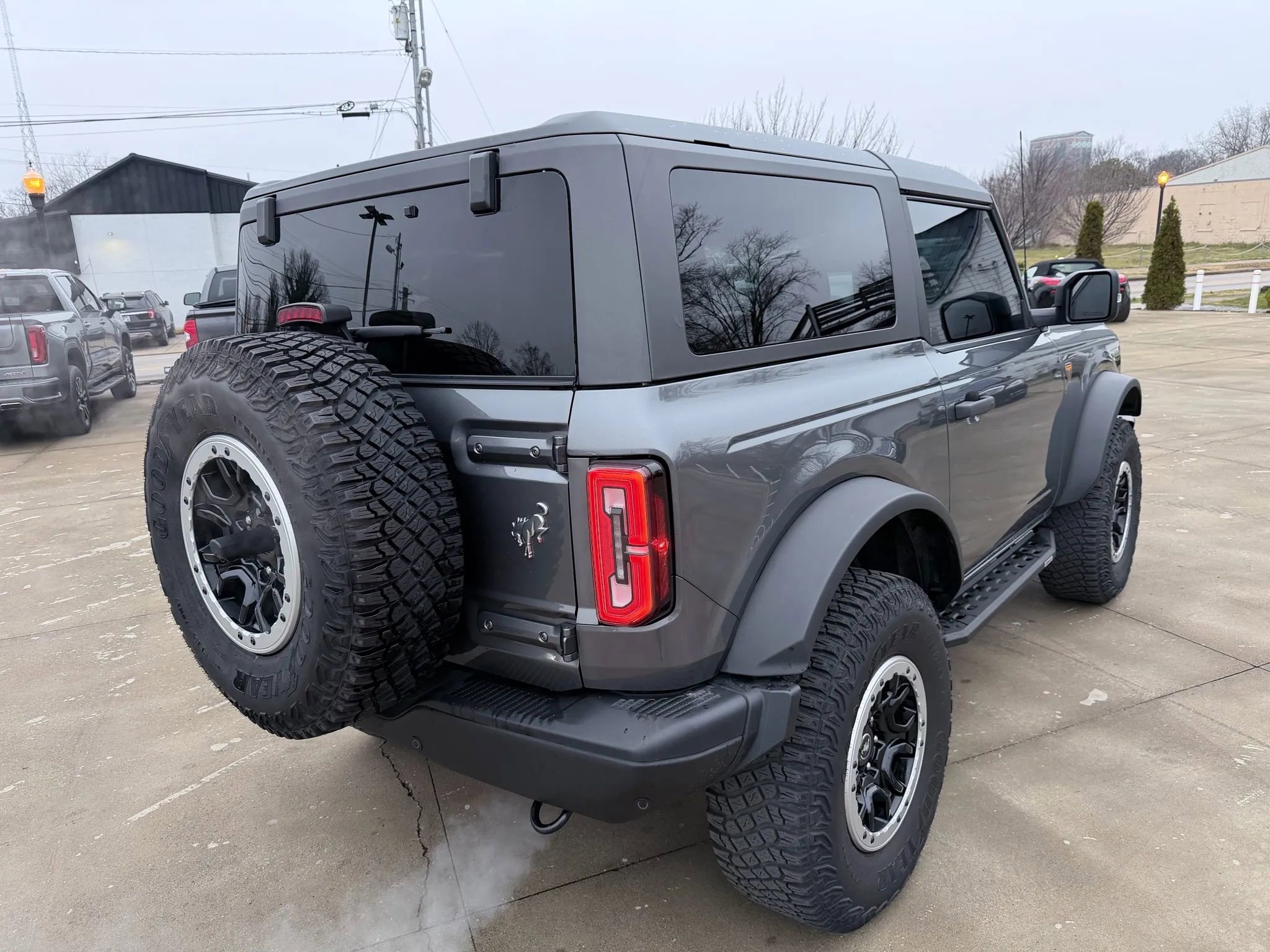 Used 2022 Ford Bronco Badlands image 6