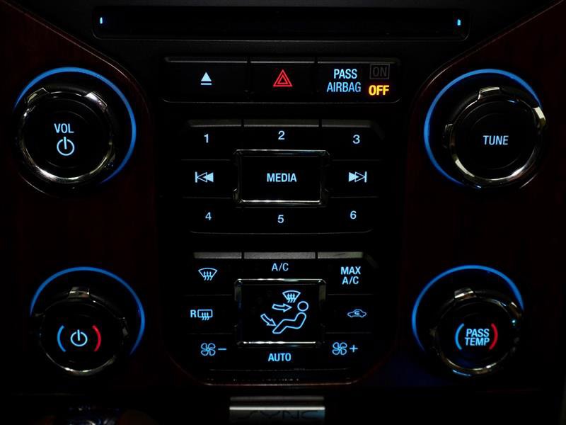 Used 2014 Ford F150 King Ranch w/ King Ranch Luxury Package image 25