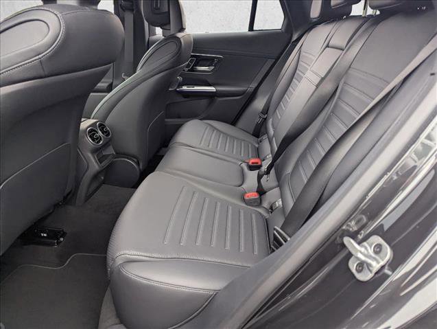 New 2026 Mercedes-Benz GLC 300 4MATIC image 14