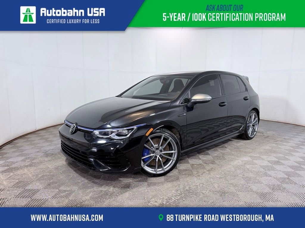 Used 2024 Volkswagen Golf R image 1