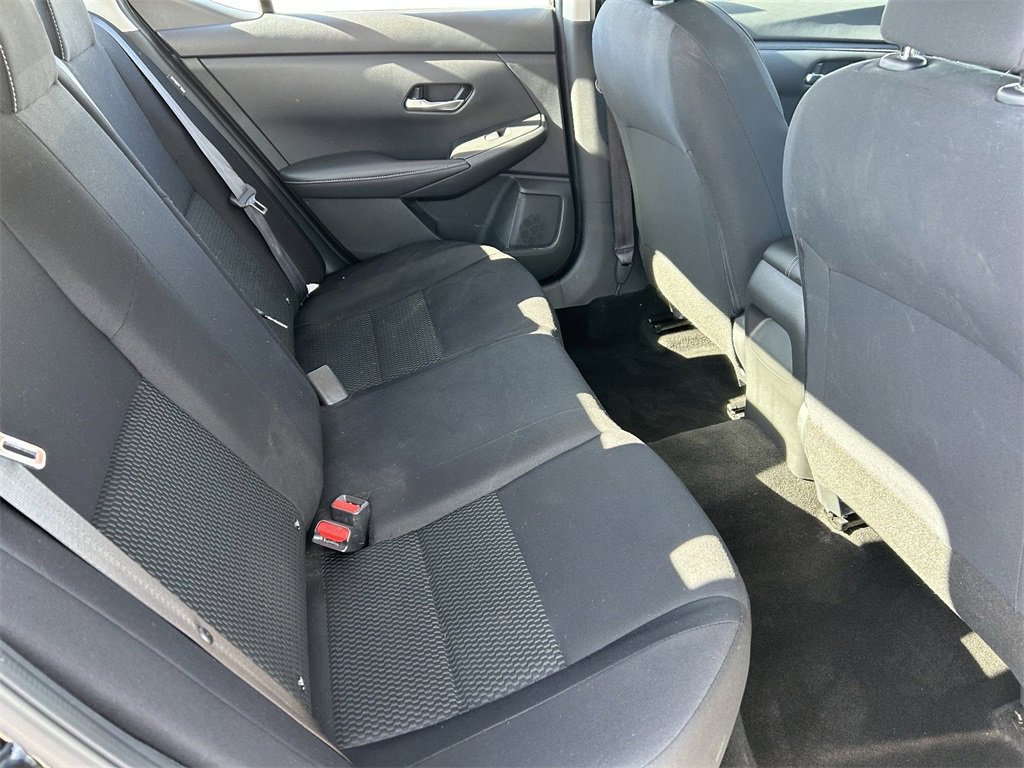 Used 2020 Nissan Sentra S image 11