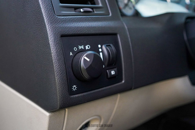 Used 2006 Chrysler 300 SRT8 w/ SRT Option Group II image 23