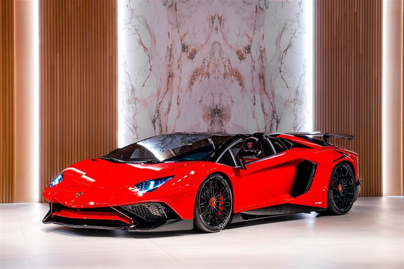 Used 2017 Lamborghini Aventador LP 750-4 Superveloce AWD/4WD image 1