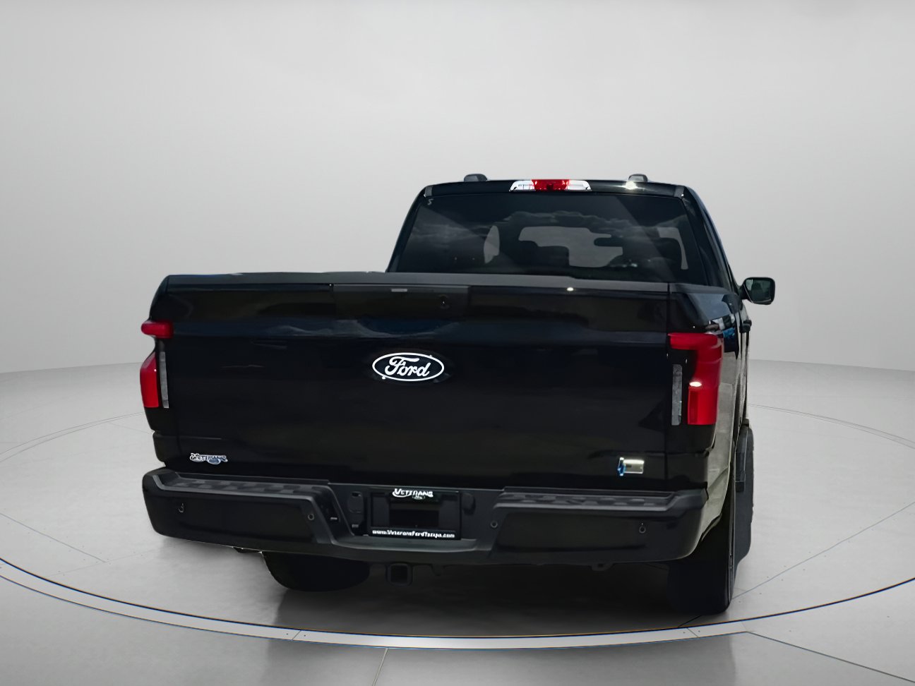 Used 2025 Ford F150 Lightning XLT image 26