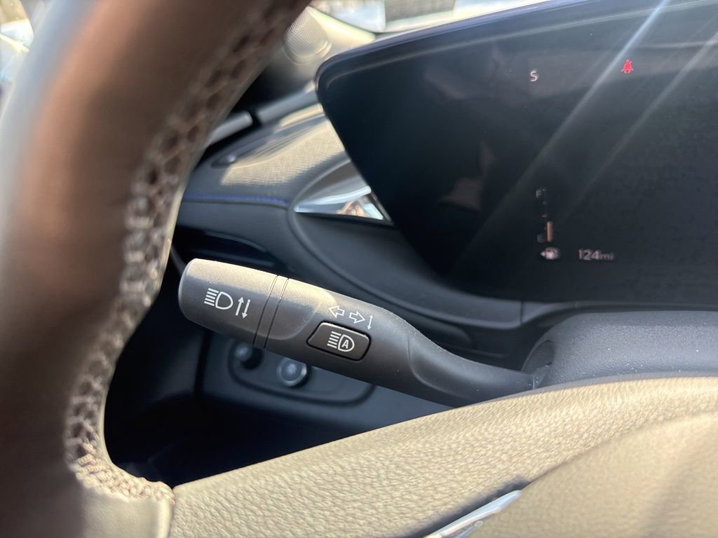 Used 2025 Buick Envista Sport Touring w/ Convenience I Package image 20