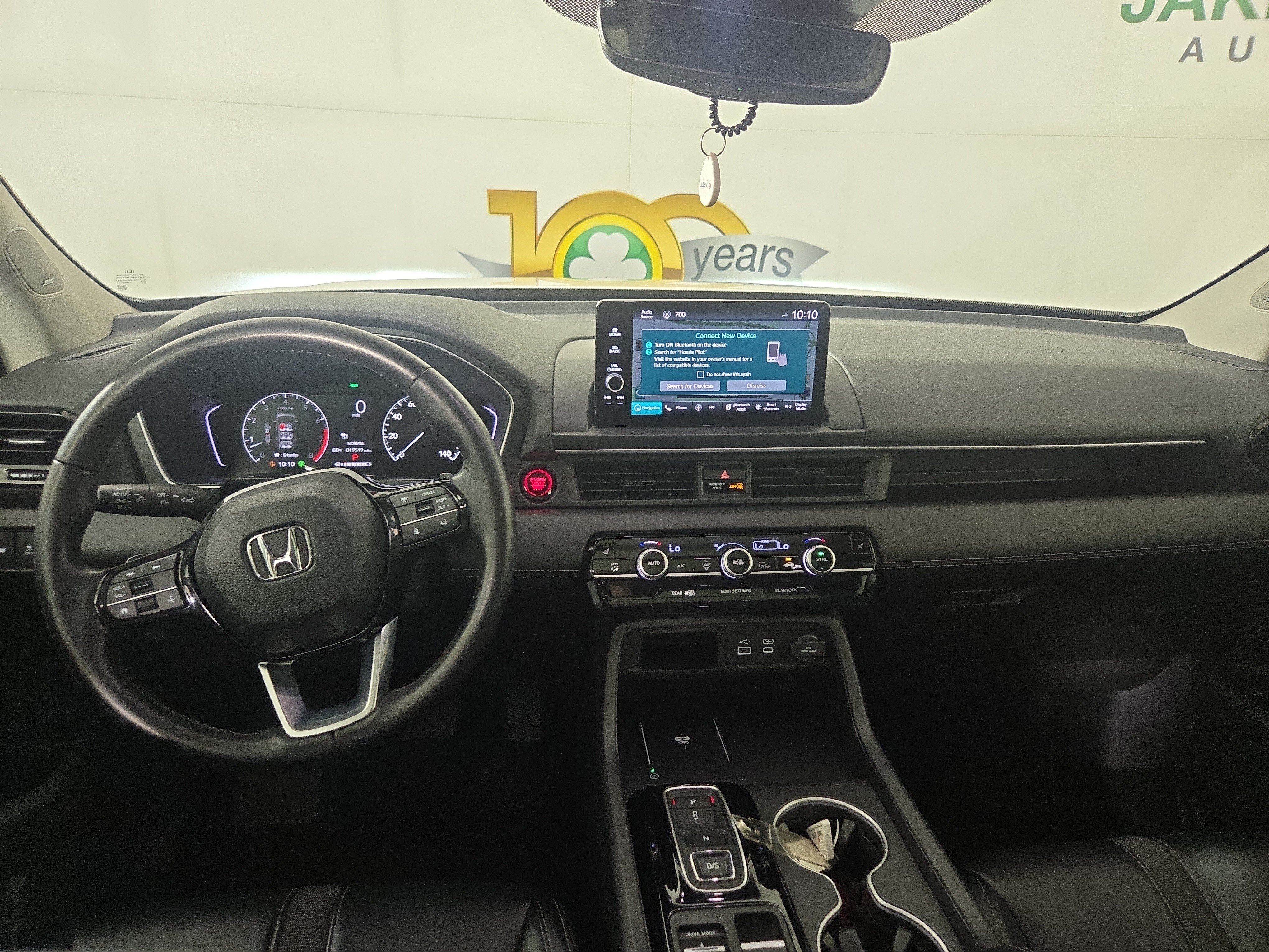 Used 2025 Honda Pilot Touring image 14