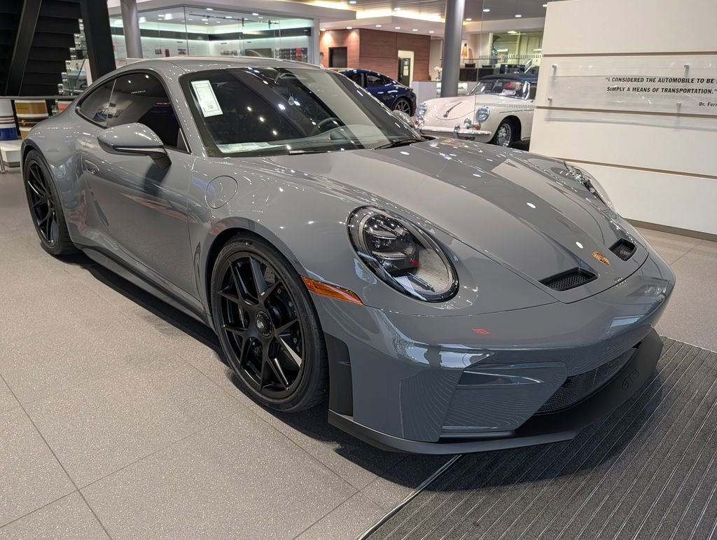 New 2026 Porsche 911 GT3 image 9
