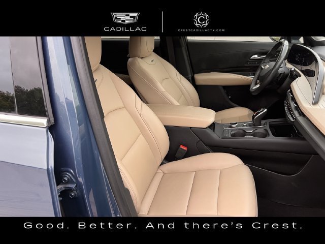 Used 2024 Cadillac XT4 Premium Luxury w/ Cold Weather Package FWD image 26