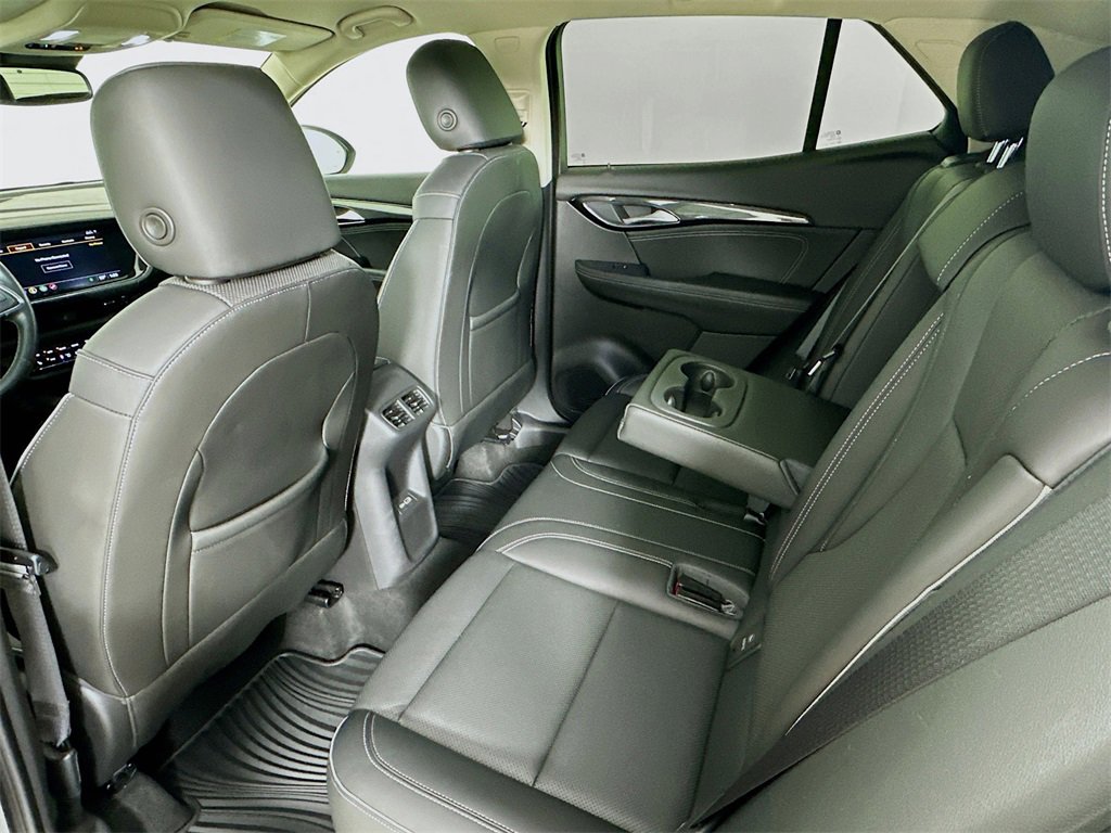 Used 2022 Buick Envision Essence w/ Safety Package image 16