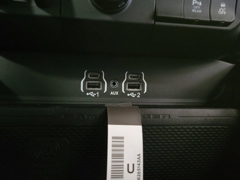 New 2025 RAM 1500 Big Horn image 31