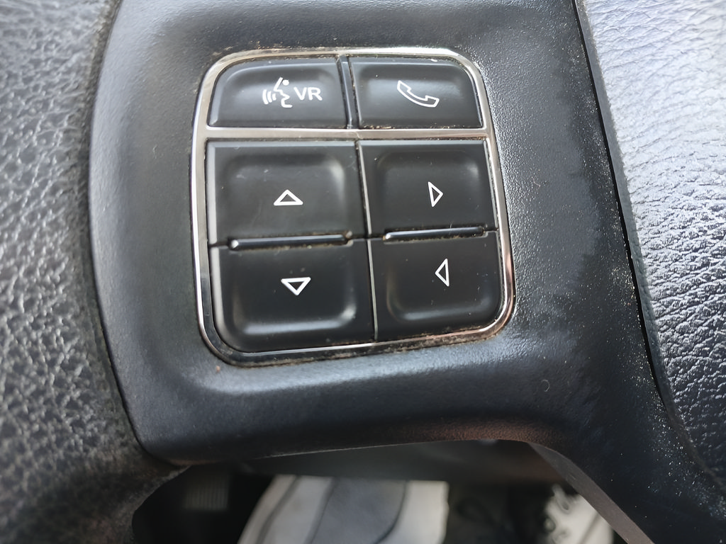 Used 2020 RAM 1500 Warlock w/ Electronics Group AWD/4WD image 26