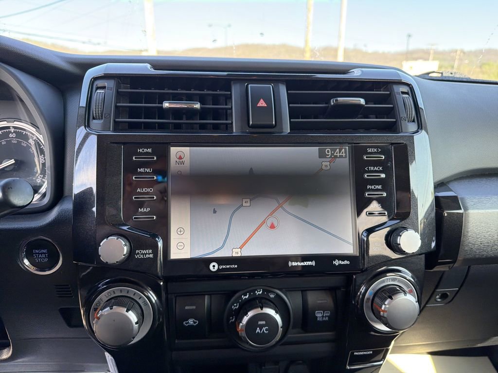 Used 2020 Toyota 4Runner TRD Off-Road Premium w/ Moonroof Package AWD/4WD image 21