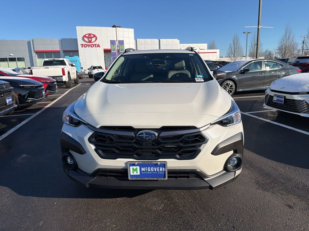 Used 2024 Subaru Crosstrek 2.0i Premium image 2