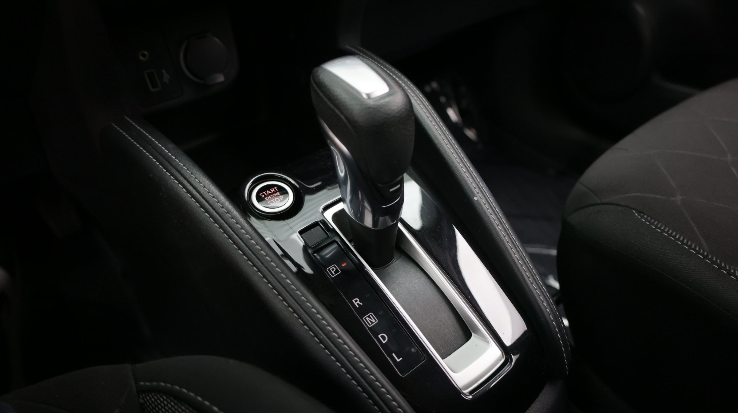 Used 2020 Nissan Kicks SV FWD image 14