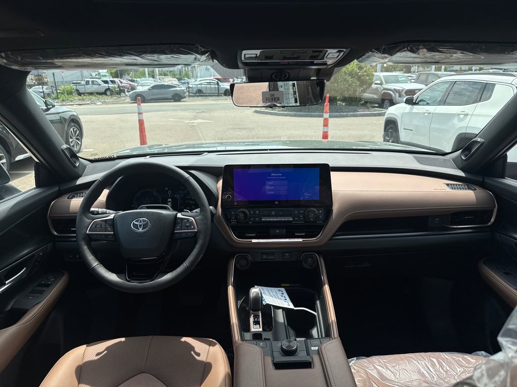New 2026 Toyota Grand Highlander AWD Hybrid image 10
