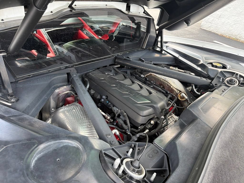 Used 2023 Chevrolet Corvette Stingray Preferred Cpe w/ Stealth Interior Trim Package RWD image 15
