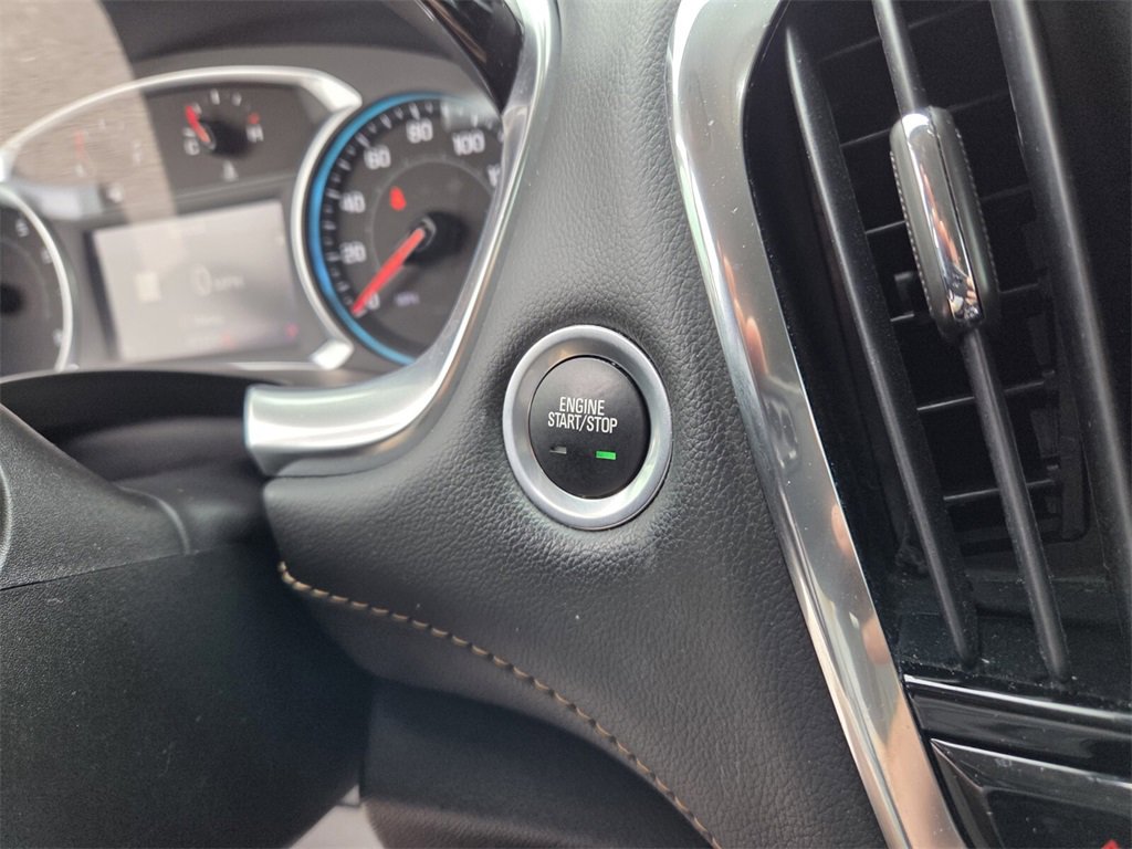 Used 2021 Chevrolet Traverse RS w/ LPO, Floor Liner Package image 29