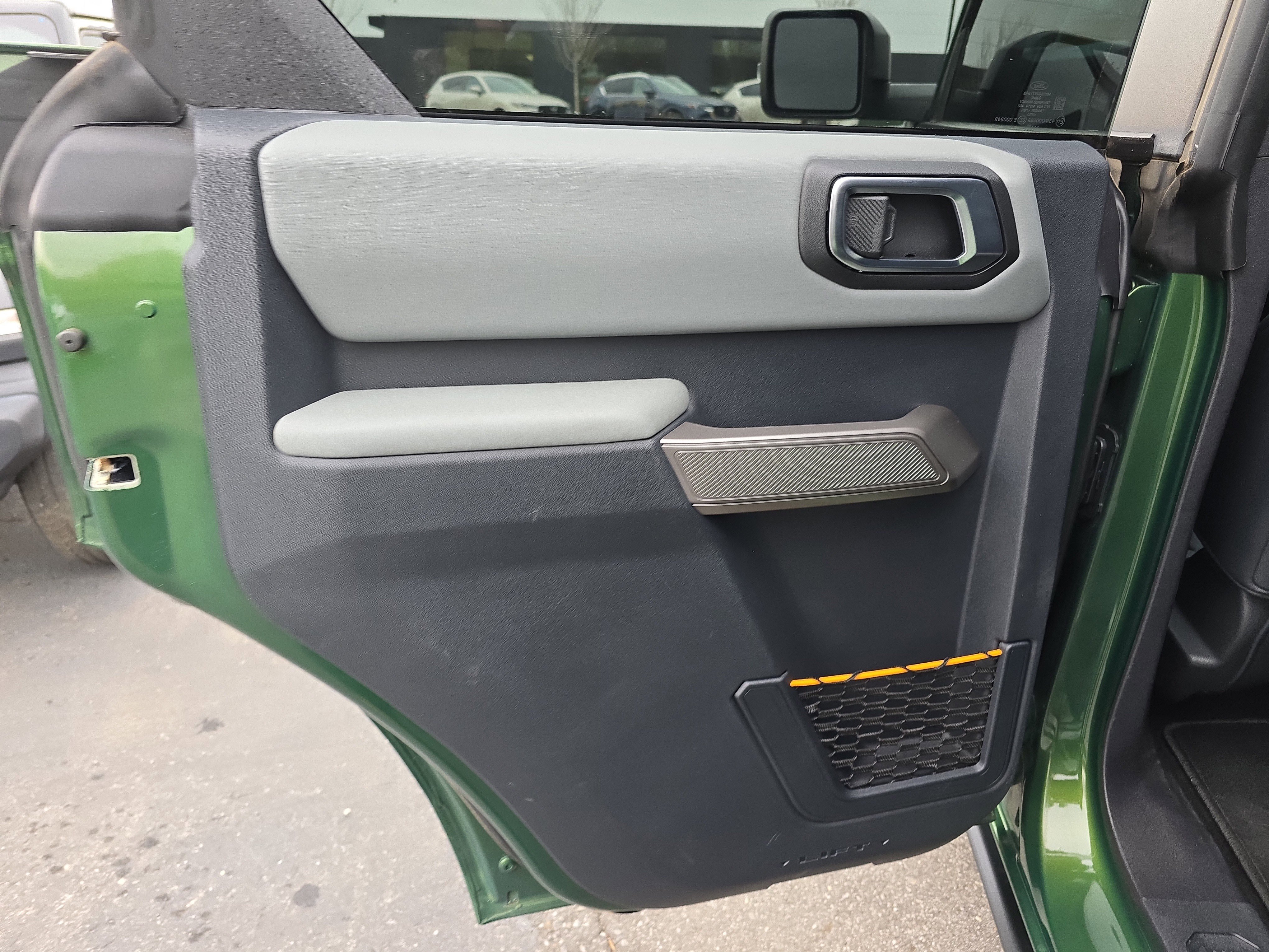 Used 2023 Ford Bronco Badlands image 14