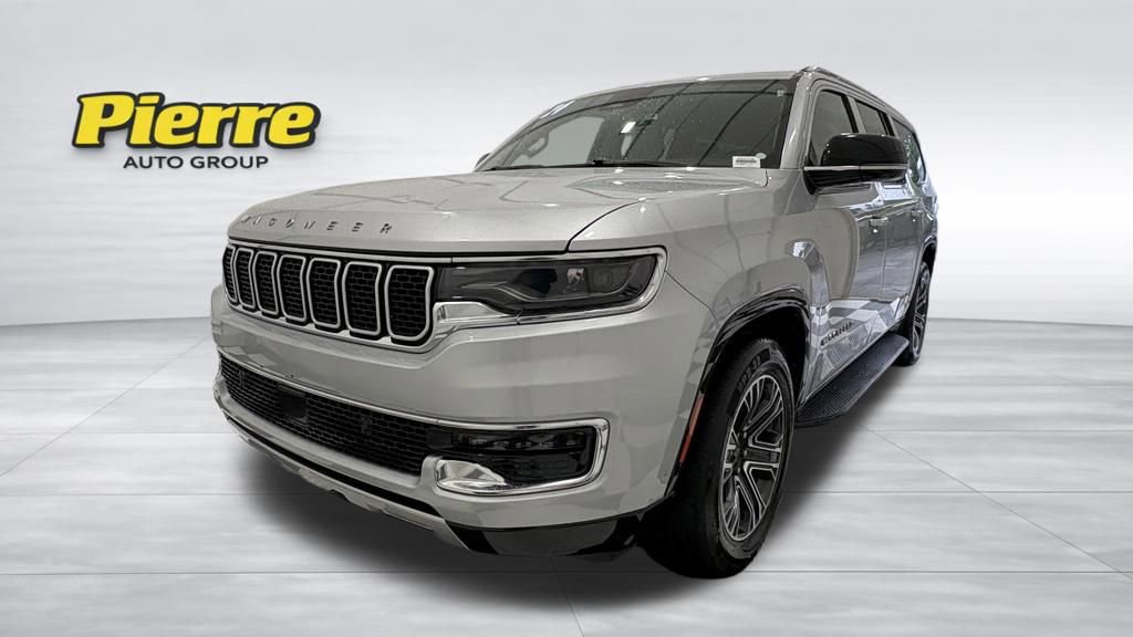 Used 2024 Jeep Wagoneer L Series II w/ Flexible Seating Group AWD/4WD image 1