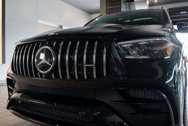 New 2026 Mercedes-Benz GLE 63 AMG S image 9