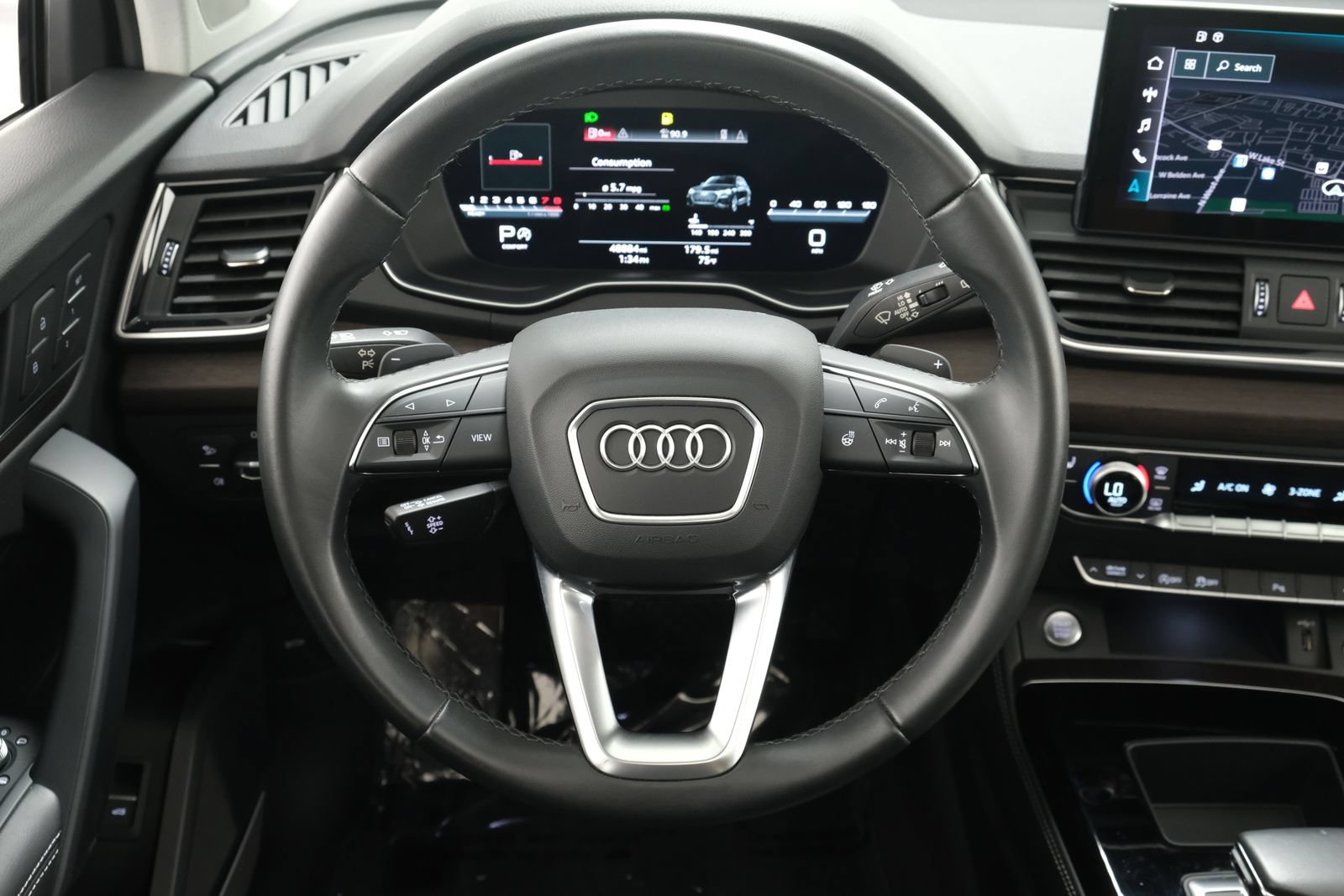 Used 2022 Audi Q5 2.0T Premium Plus w/ Premium Plus Package AWD/4WD image 14
