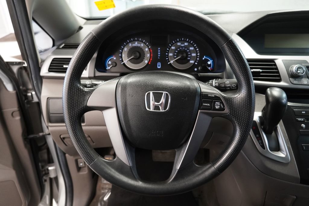 Used 2012 Honda Odyssey LX image 14