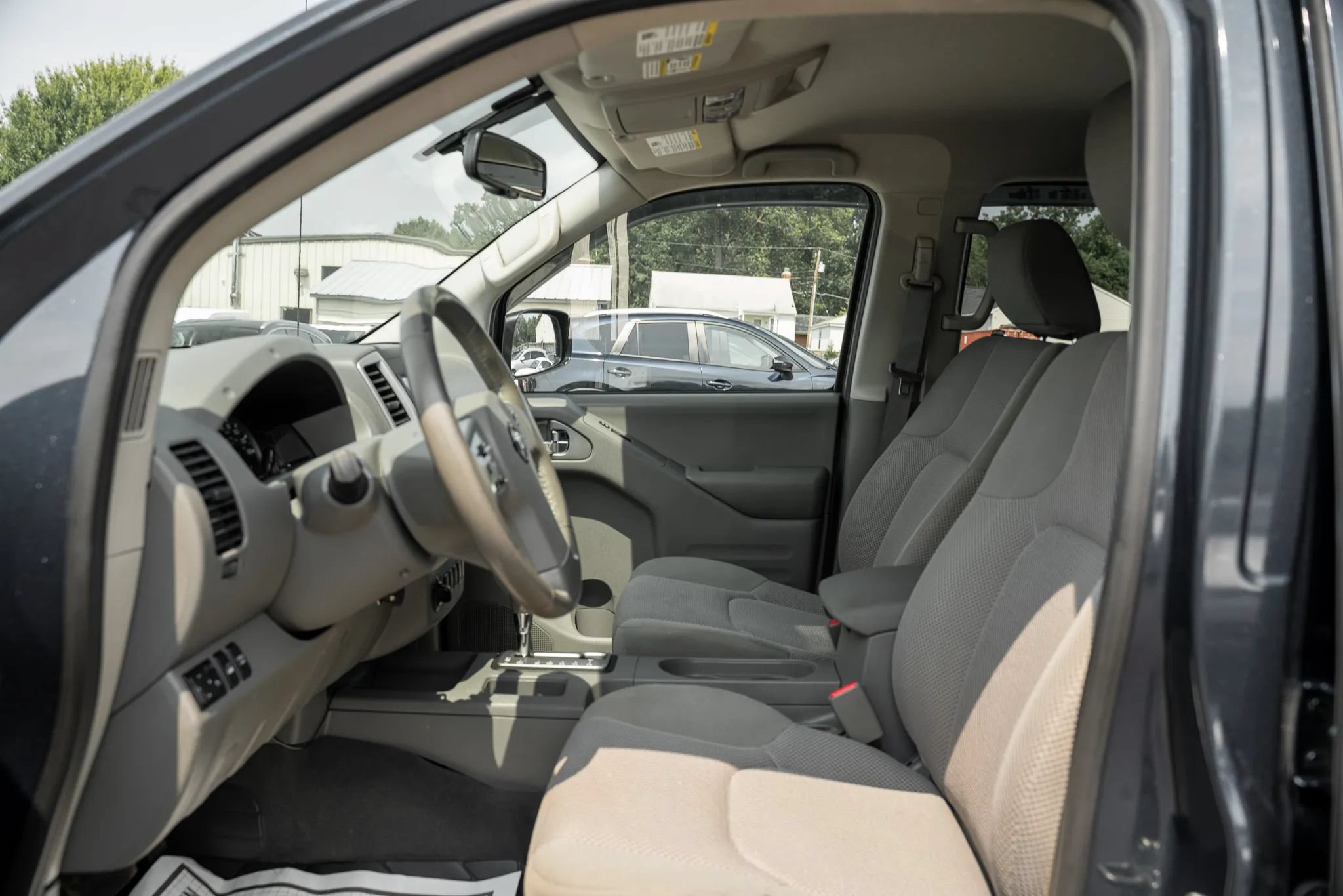 Used 2019 Nissan Frontier SV w/ Value Truck Package AWD/4WD image 7