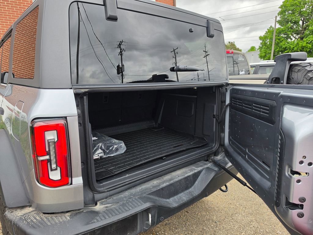 Used 2023 Ford Bronco Badlands AWD/4WD image 8