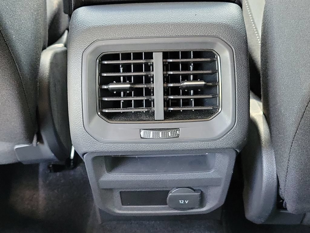 Used 2020 Volkswagen Tiguan S FWD image 11