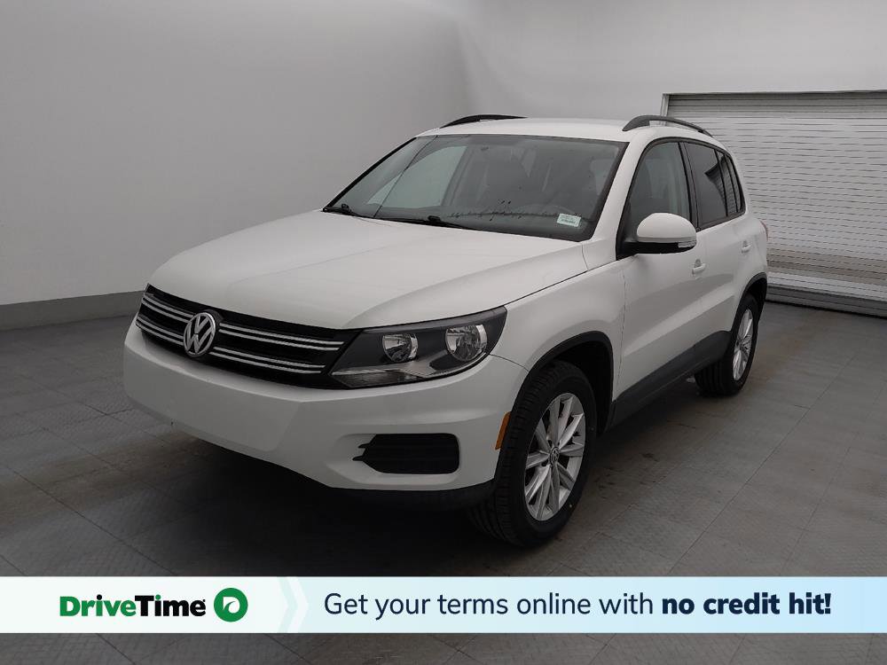 Used 2017 Volkswagen Tiguan Limited w/ Premium Package image 1