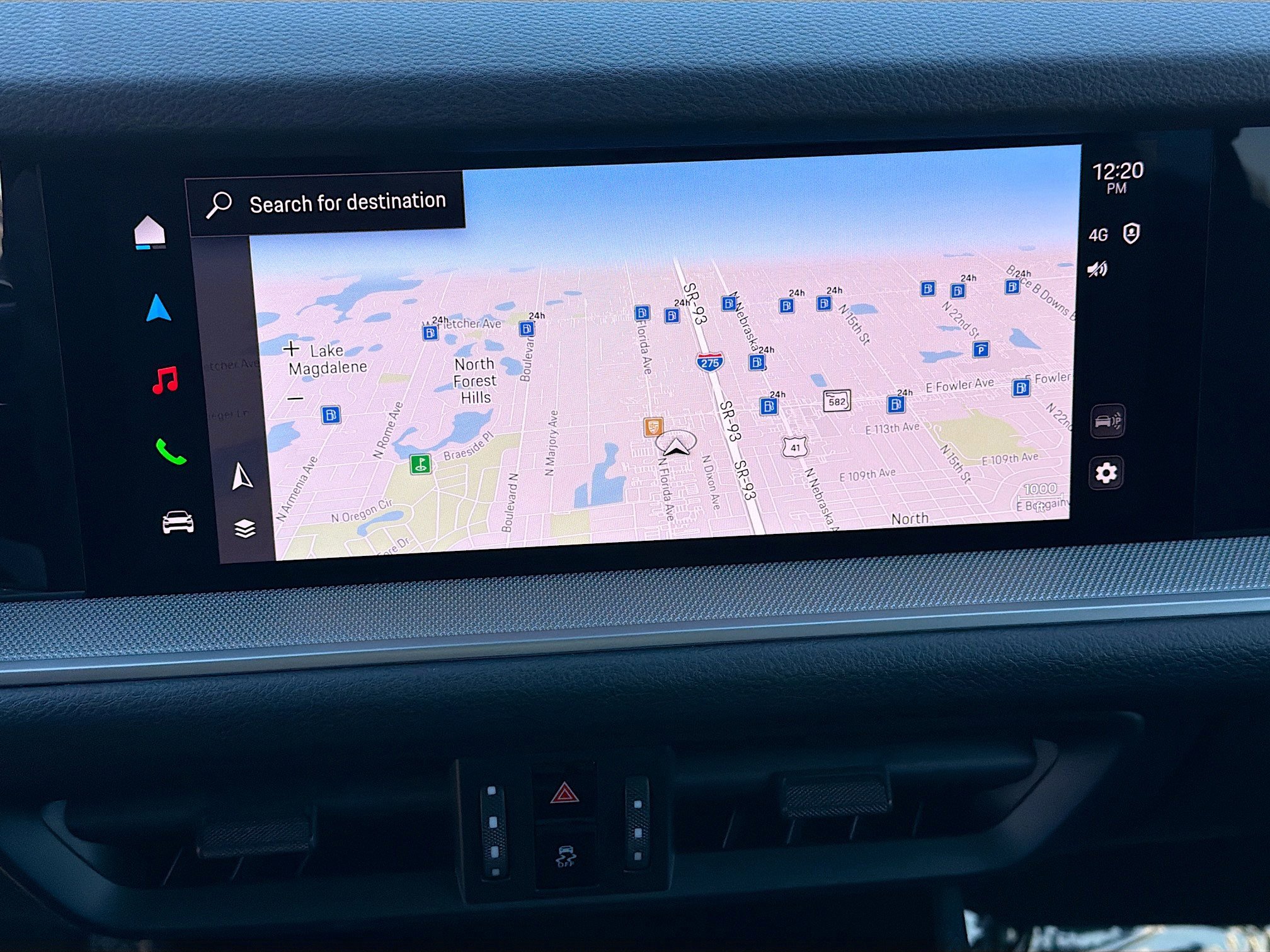 Used 2025 Porsche Cayenne image 53