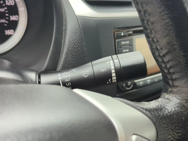 Used 2015 Nissan Sentra SV FWD image 22