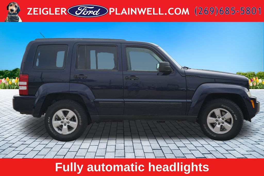 Used 2012 Jeep Liberty Sport AWD/4WD image 6