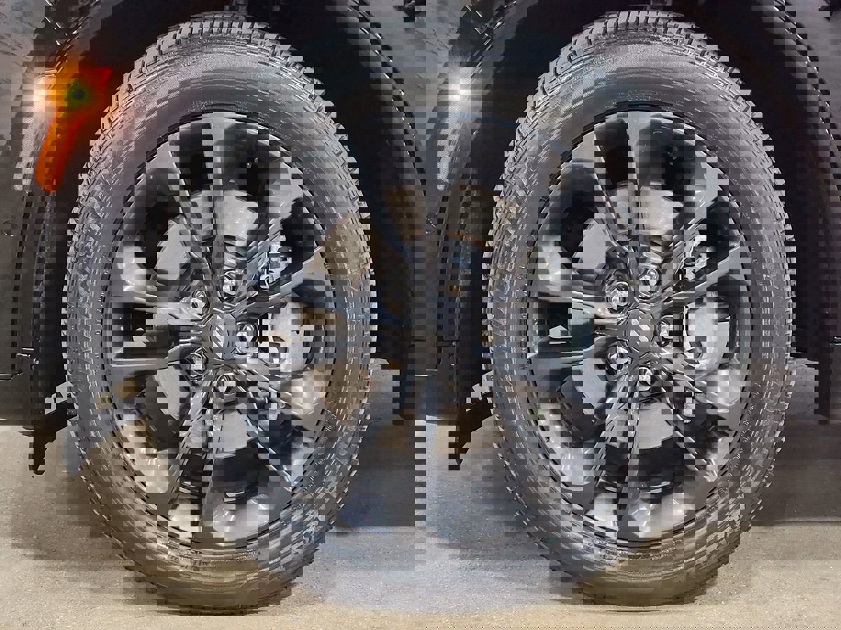 Used 2022 Dodge Durango R/T w/ Blacktop Package image 29