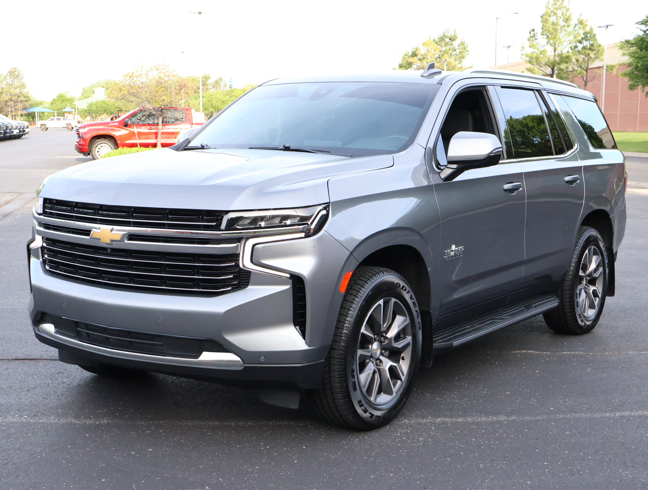 Used 2022 Chevrolet Tahoe LT w/ Luxury Package image 33